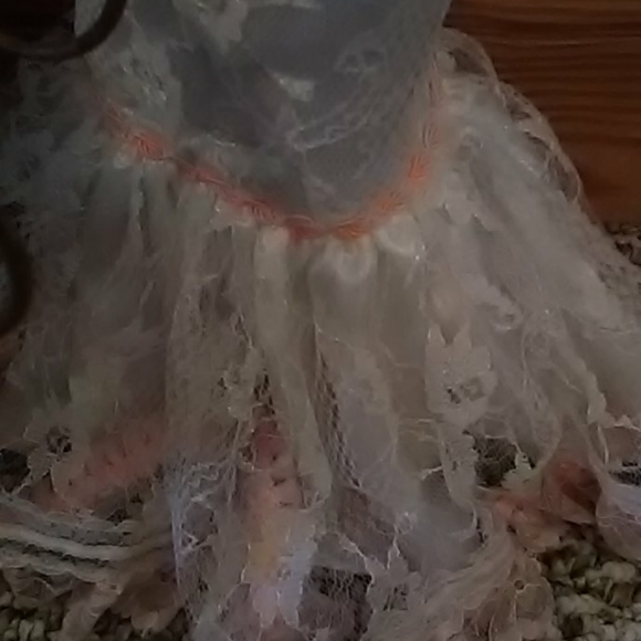 New Paradise Galleries Doll set - Picture 7 of 8